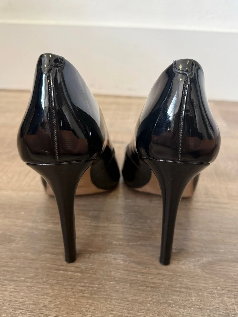 Jessica Simpson Cassani Size 7.5 Black Patent Pointed Toe Stiletto Pumps